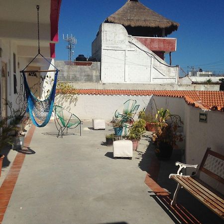 Hostal Plaza Isla Mujeres Bagian luar foto